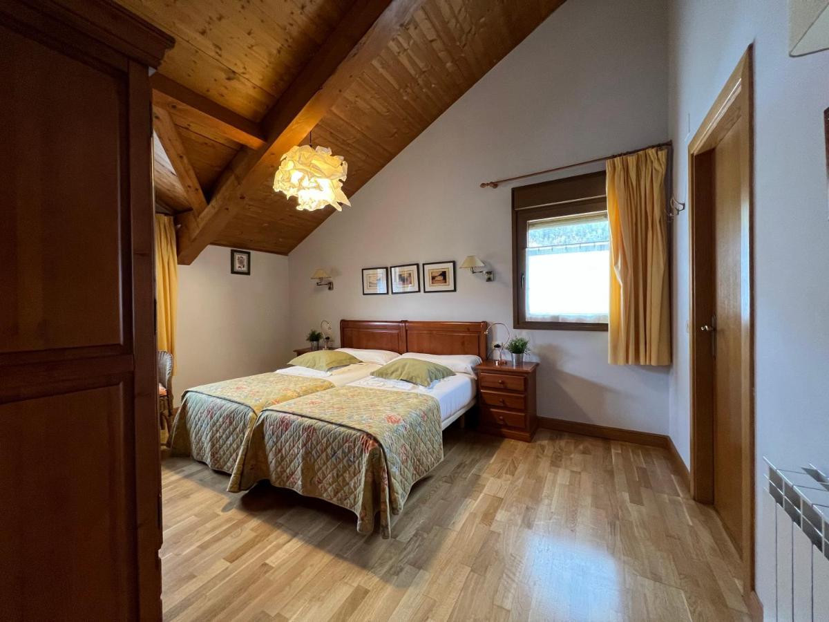 Hostal Rural Salazar Oronz Exterior foto